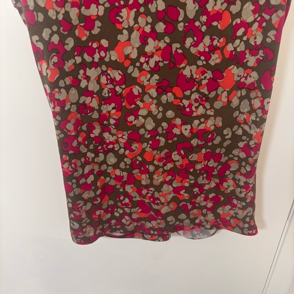 Michael Kors floral Sleeveless Top with gold hardware- Red and Brown size S - Picture 8 of 9